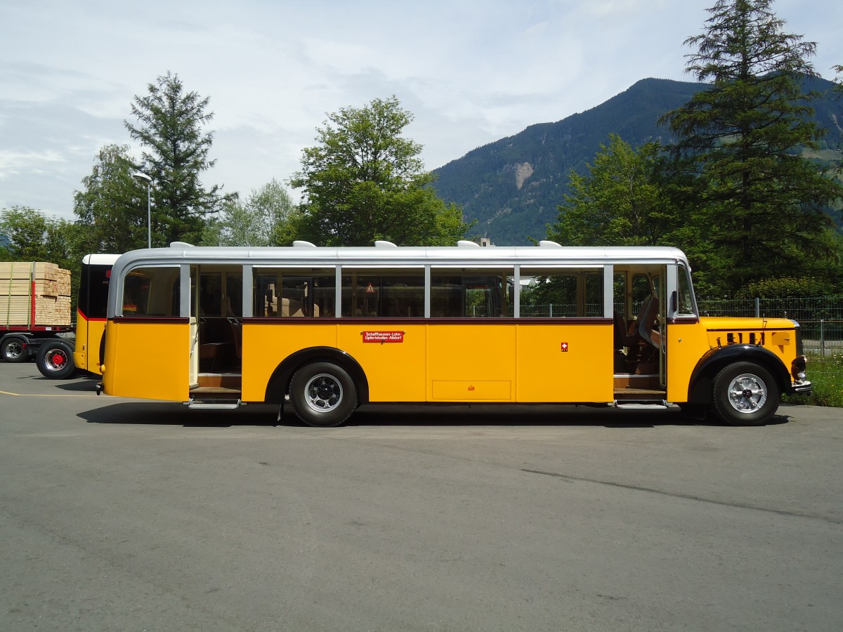 (133'639) - Roost, Steinhausen - ZG 4011 - Berna/Hess (ex diverse Besitzer; ex AGO Olten Nr. 5) am 14. Mai 2011 in Schattdorf, Garage AAGU