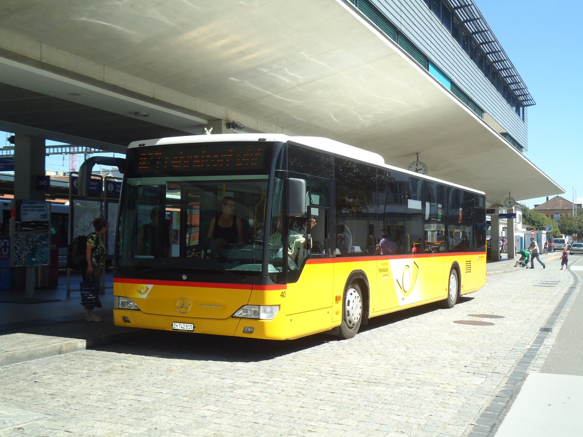 (135'504) - Ryffel, Uster - Nr. 238(40)/ZH 742'815 - Mercedes am 17. August 2011 beim Bahnhof Uster