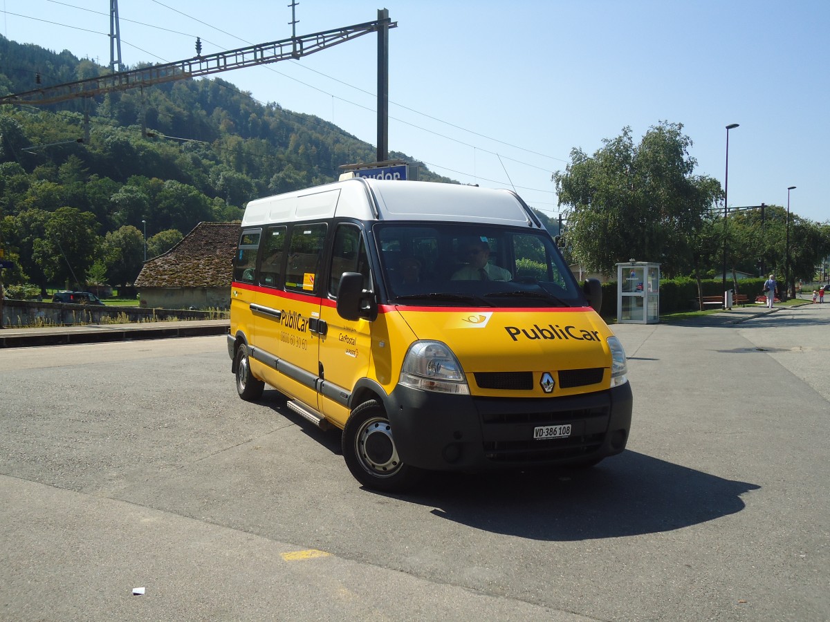 (135'647) - CarPostal Ouest - VD 386'108 - Renault am 20. August 2011 beim Bahnhof Moudon