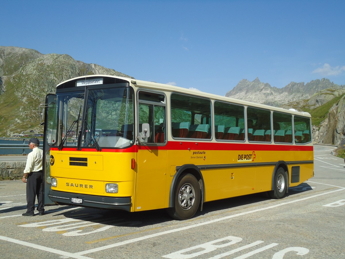 (135'669) - AVG Meiringen - Nr. 74/BE 607'481 - Saurer/R&J (ex P 24'357) am 21. August 2011 in Grimsel, Rest. Grimselblick