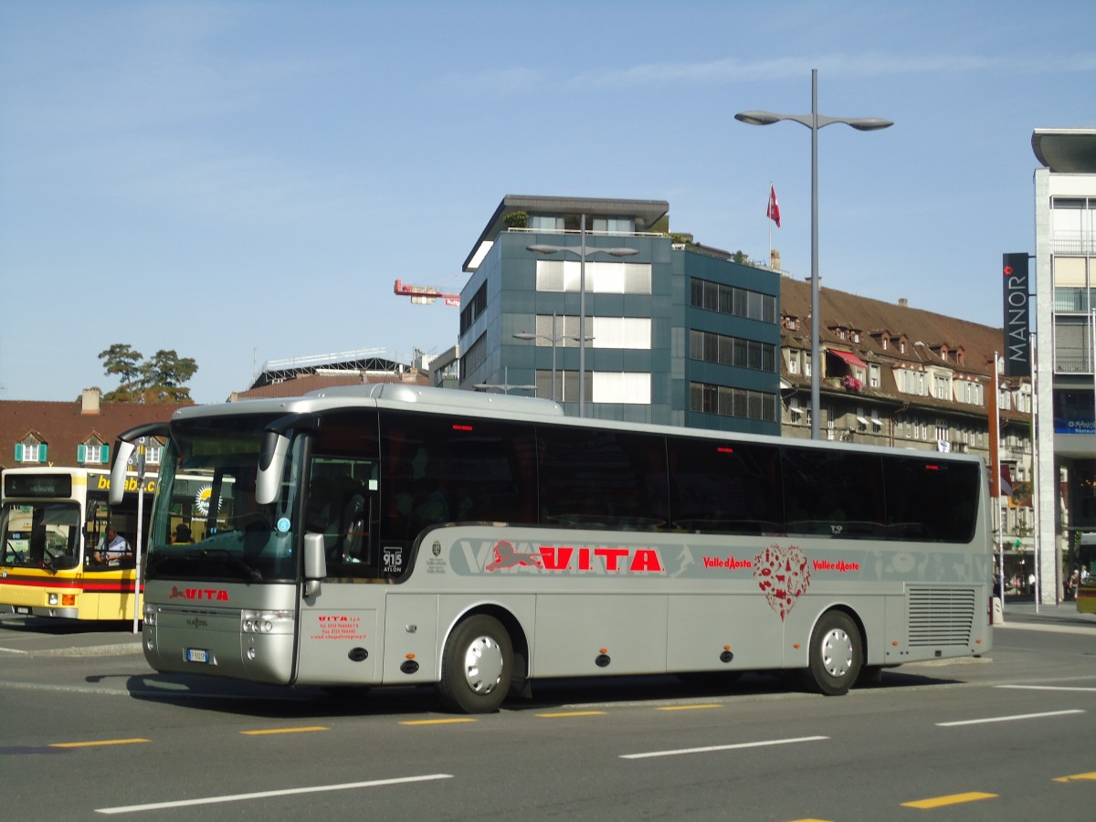 (135'786) - Aus Italien: V.I.T.A., Arnad - EF-992 XP - Van Hool am 3. September 2011 beim Bahnhof Thun