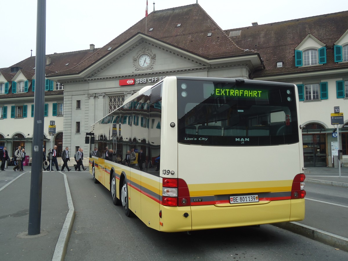 (136'703) - STI Thun - Nr. 139/BE 801'139 - MAN am 3. November 2011 beim Bahnhof Thun