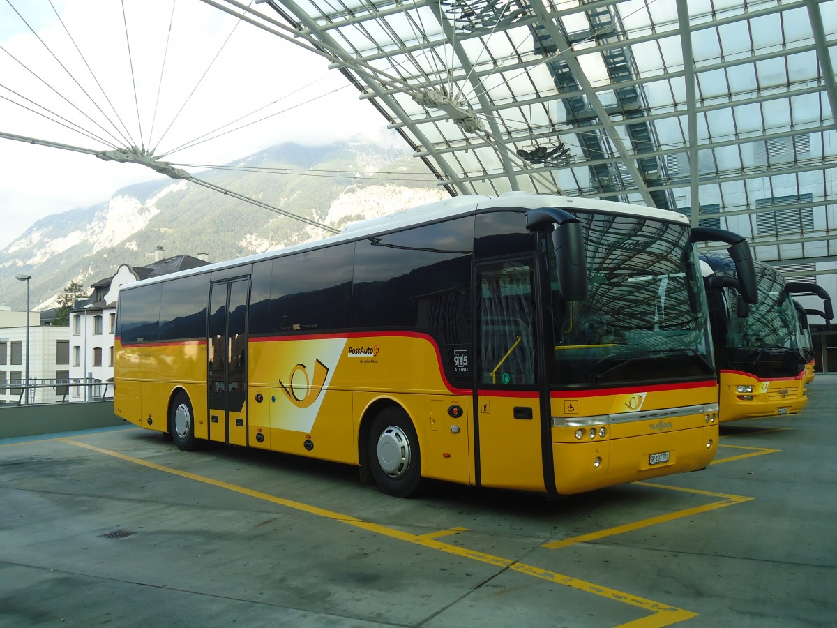 (141'573) - PostAuto Graubnden - GR 107'701 - Van Hool am 15. September 2012 in Chur, Postautostation