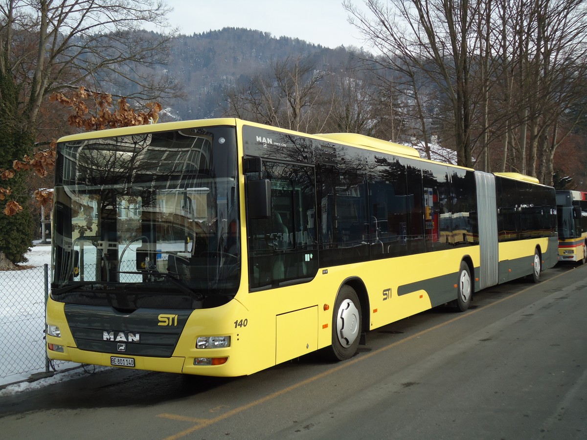 (142'507) - STI Thun - Nr. 140/BE 801'140 - MAN am 14. Dezember 2012 bei der Schifflndte Thun