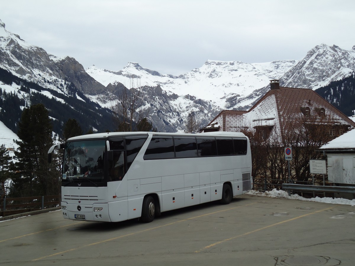 (142'871) - Aus Tschechien: Smola, Praha - 7A7 8406 - Mercedes am 1. Januar 2013 in Adelboden, Landstrasse