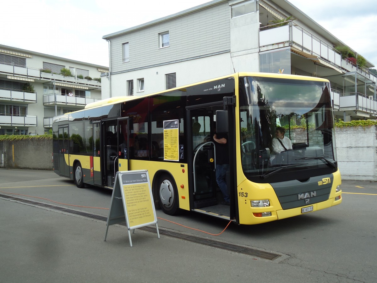 (145'036) - STI Thun - Nr. 153/BE 801'153 - MAN am 15. Juni 2013 in Thun, Garage