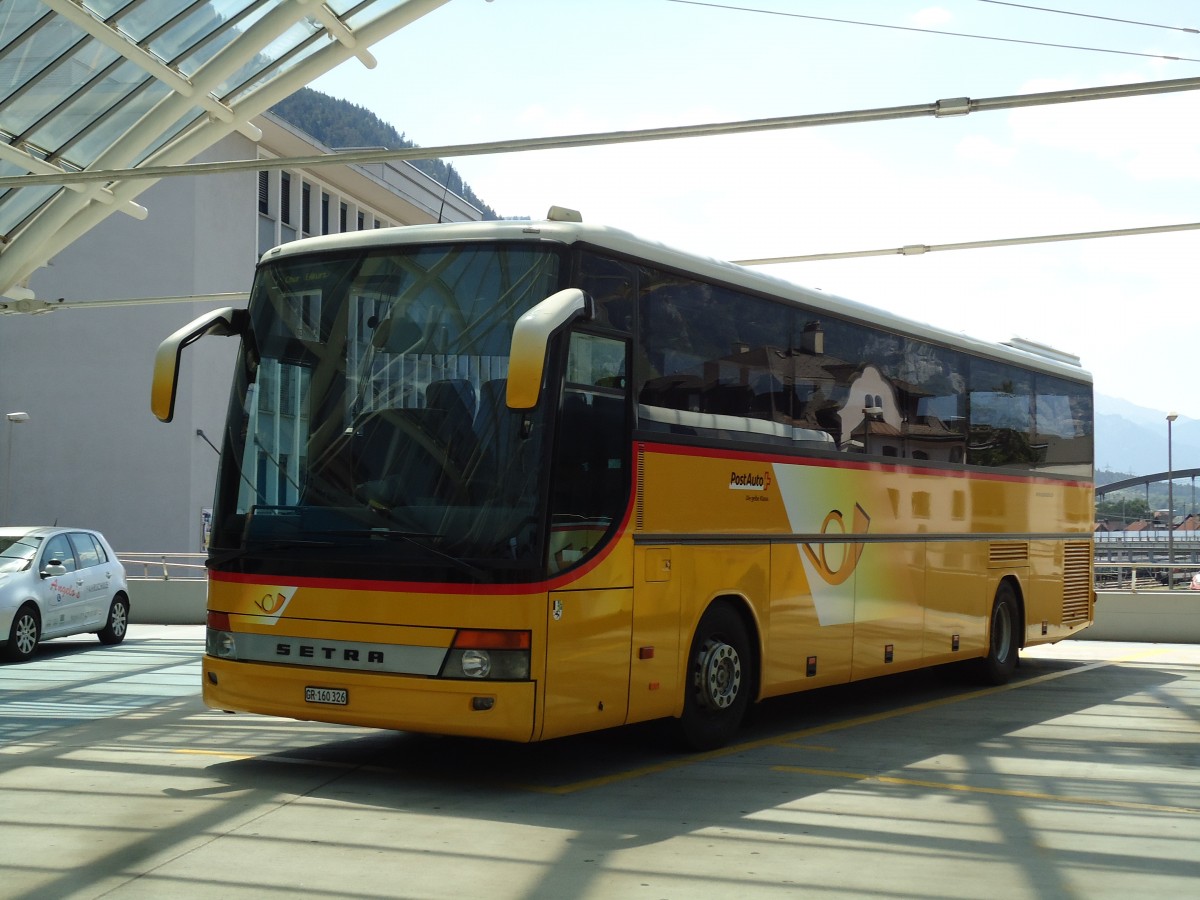 (145'236) - PostAuto Graubnden - GR 160'326 - Setra am 17. Juni 2013 in Chur, Postautostation