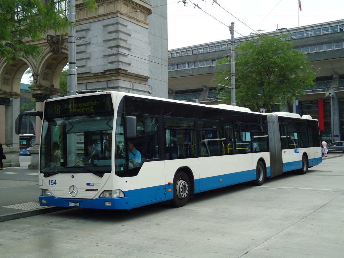 (145'714) - VBL Luzern - Nr. 154/LU 15'054 - Mercedes am 8. Juli 2013 beim Bahnhof Luzern