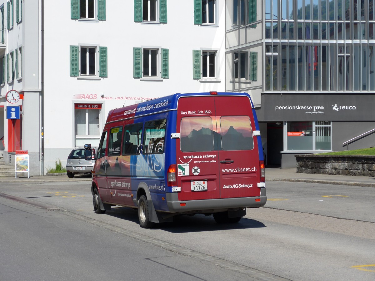 (150'572) - AAGS Schwyz - Nr. 26/SZ 71'126 - Mercedes am 10. Mai 2014 in Schwyz, Post