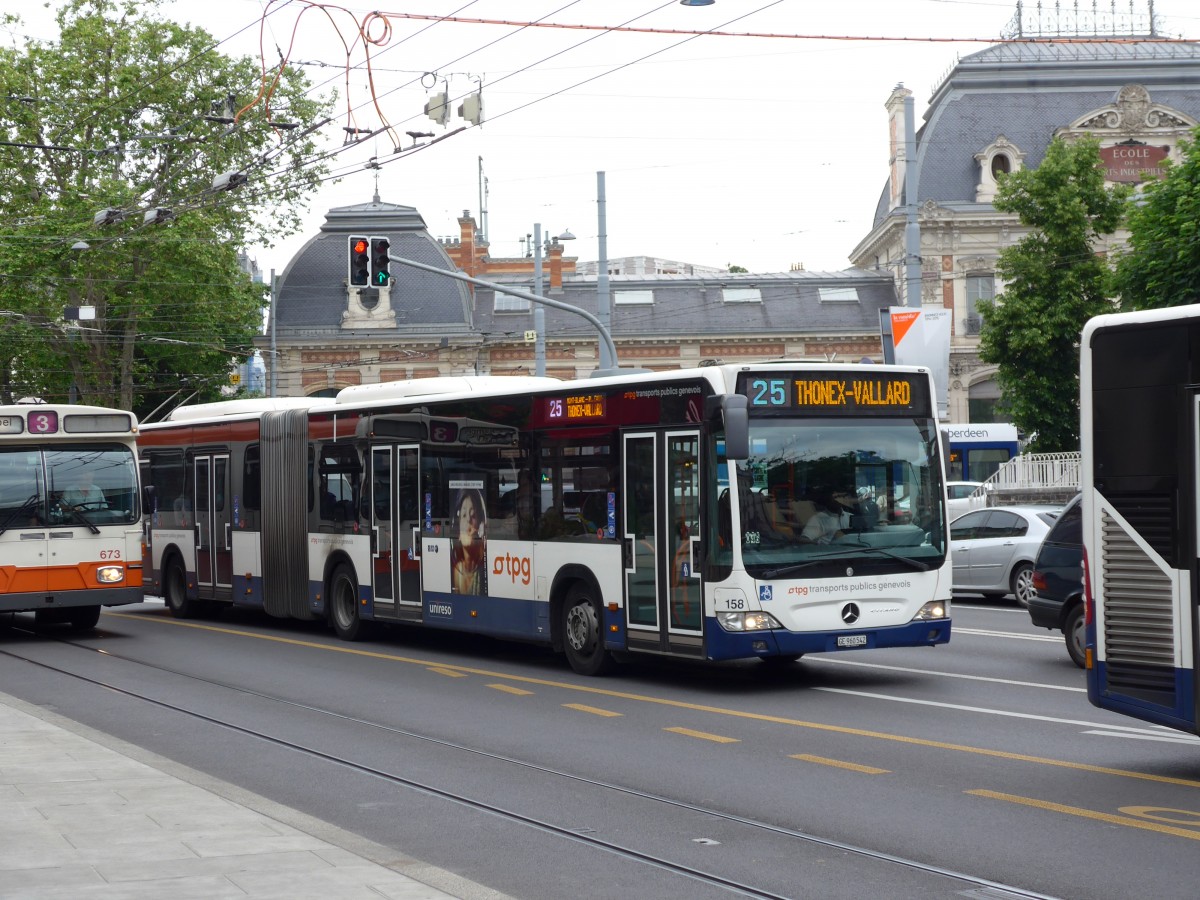 (150'818) - TPG Genve - Nr. 158/GE 960'542 - Mercedes am 26. Mai 2014 in Genve, Place des Vingt-Deux-Cantons