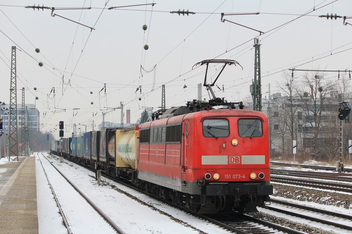 151 073-4 am 27. M�rz 2013 in M�nchen-Heimeranplatz.