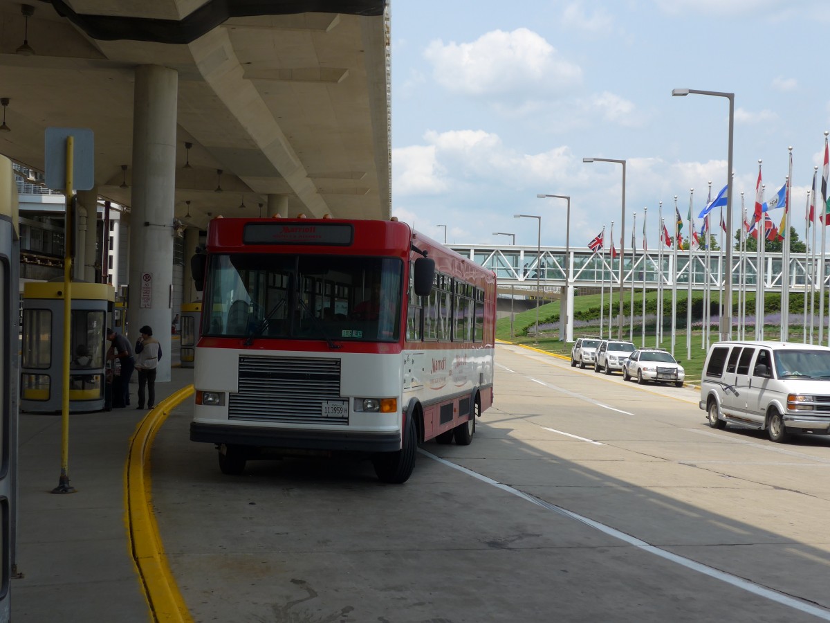 (153'388) - Marriott, Chicago - Nr. 3/113'959 H - Star Trans am 20. Juli 2014 in Chicago, Airport O'Hare