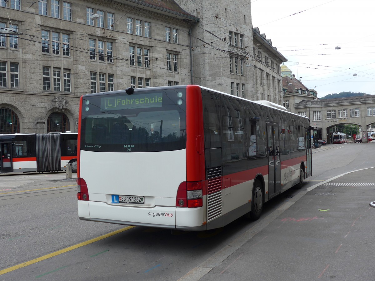 (154'178) - St. Gallerbus, St. Gallen - Nr. 262/SG 198'262 - MAN am 20. August 2014 beim Bahnhof St. Gallen