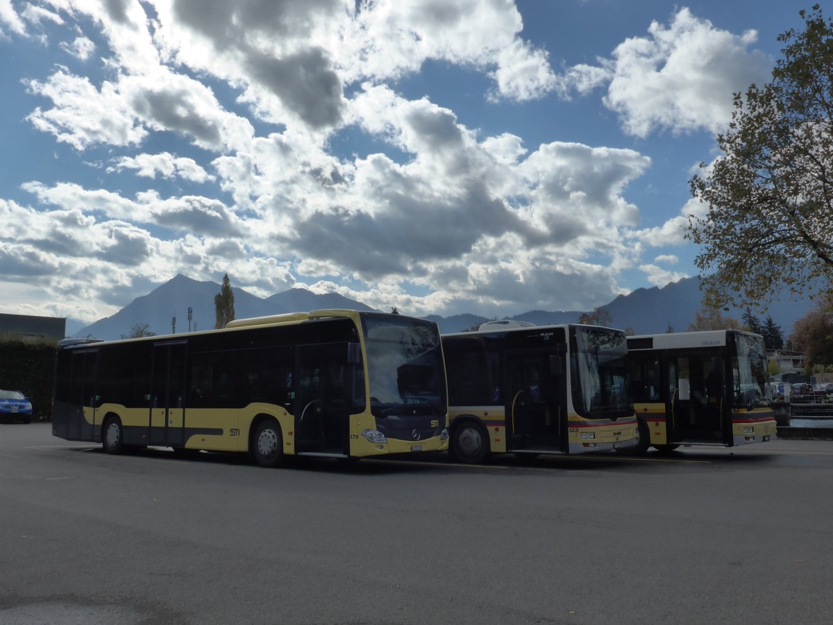 (155'903) - STI Thun - Nr. 176/BE 752'176 - Mercedes am 21. Oktober 2014 bei der Schifflndte Thun