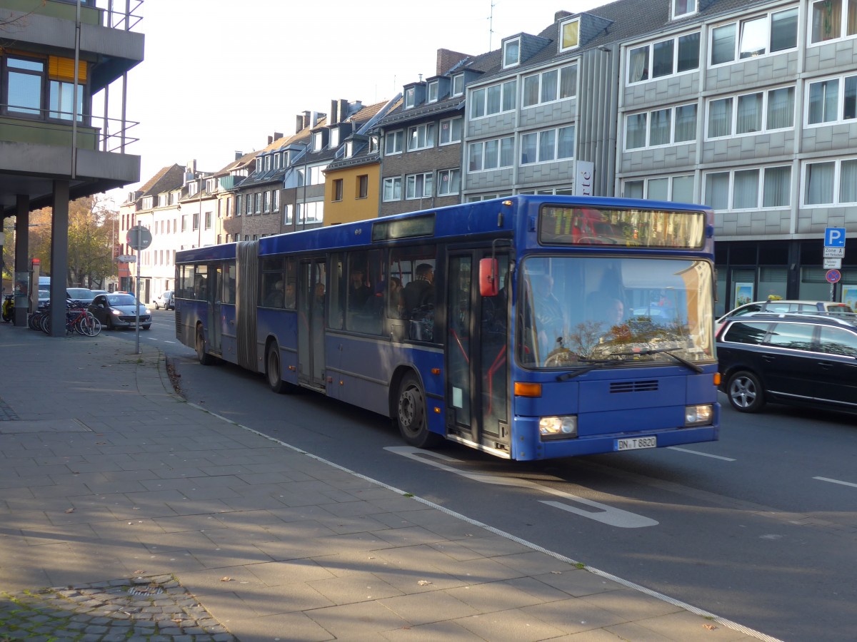 (157'218) - Tirtey, Titz-Rdingen - DN-T 8820 - Mercedes (ex ASEAG Aachen Nr. 680) am 21. November 2014 beim Hauptbahnhof Aachen