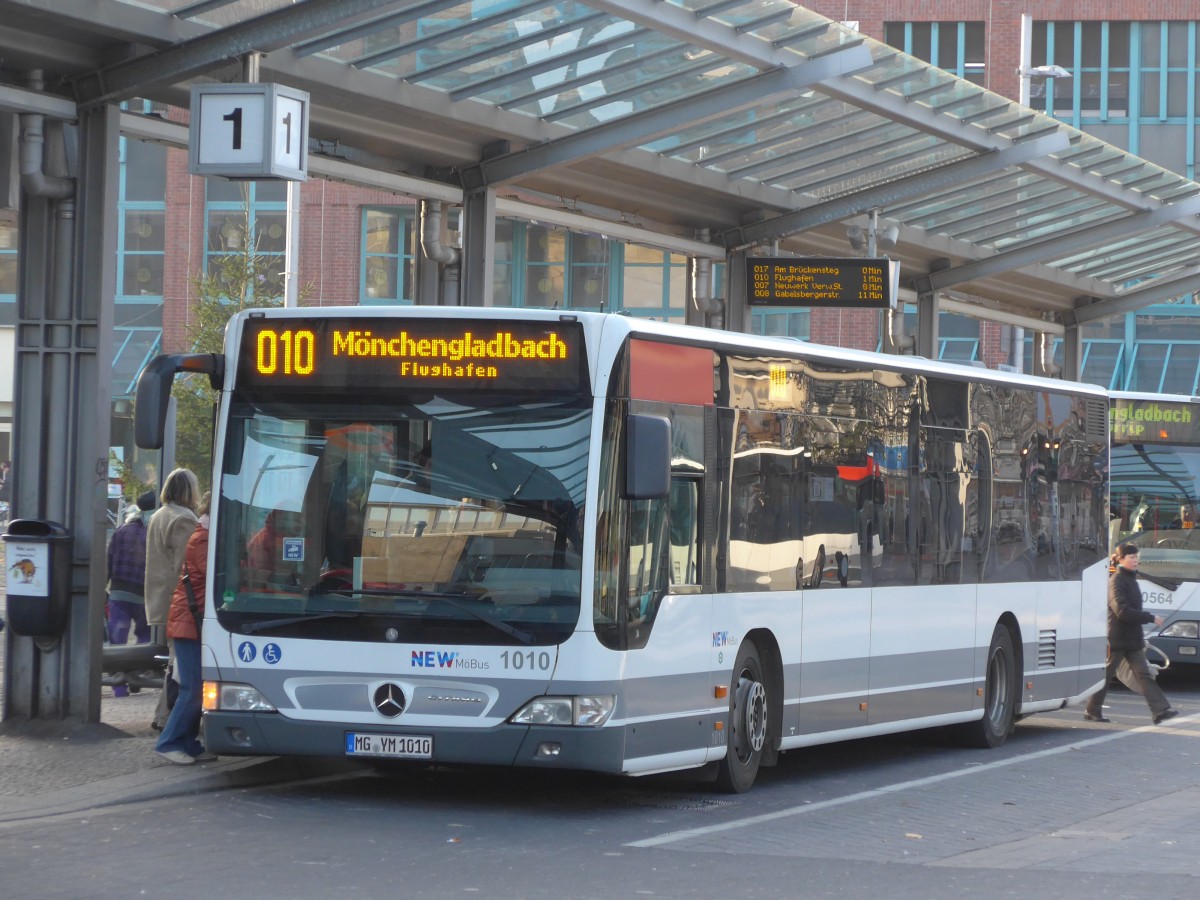 (157'312) - MBus, Mnchengladbach - Nr. 1010/MG-YM 1010 - Mercedes am 22. November 2014 beim Hauptbahnhof Mnchengladbach