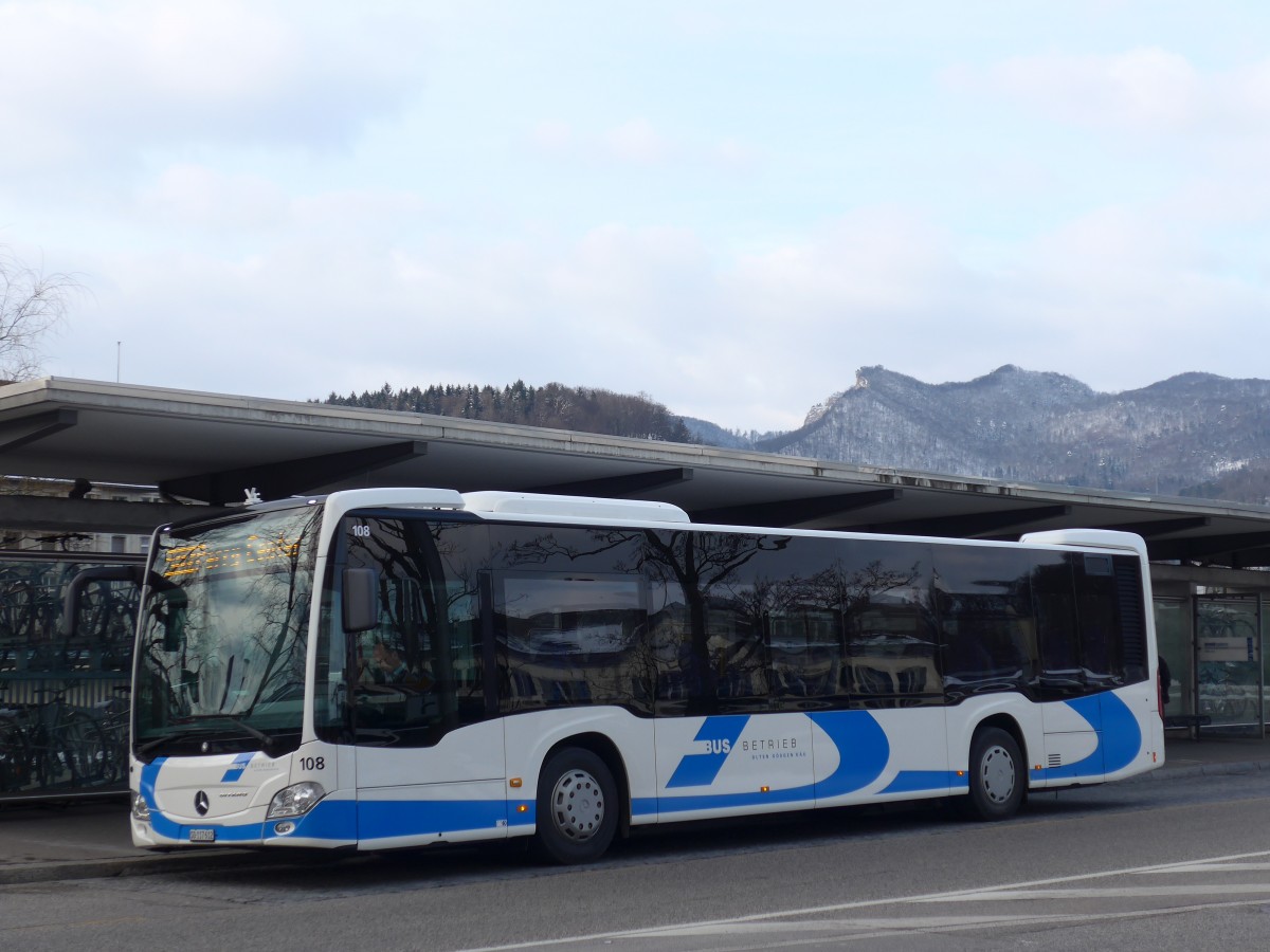 (158'631) - BOGG Wangen b.O. - Nr. 108/SO 117'612 - Mercedes am 4. Februar 2015 beim Bahnhof Olten