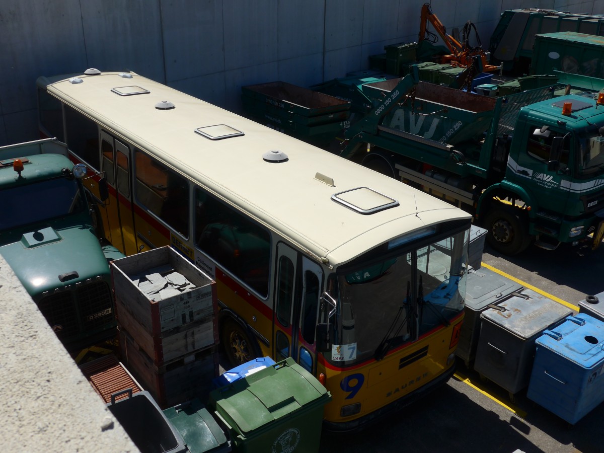 (161'373) - AVJ Les Bioux - Nr. 9 - Saurer/Tscher (ex P 25'667) am 28. Mai 2015 in Les Bioux, Garage