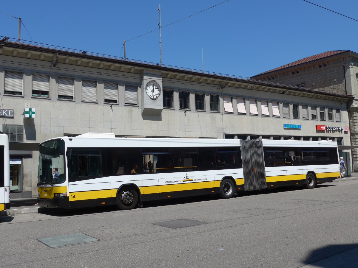 (161'896) - VBSH Schaffhausen - Nr. 14/SH 38'014 - Volvo/Hess am 6. Juni 2015 beim Bahnhof Schaffhausen