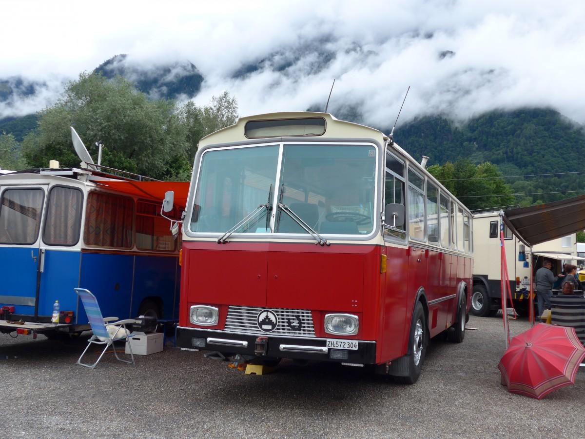 (163'560) - Aus der Schweiz: Niederer F., Langwiesen - ZH 572'304 - Saurer/Tscher (ex Solr+Fontana, Ilanz) am 16. August 2015 in Schaan, Wohnbustreffen 