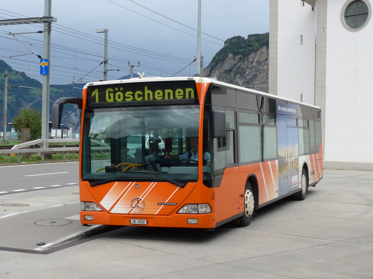 (164'910) - AAGU Altdorf - Nr. 42/UR 9058 - Mercedes am 16. September 2015 in Flelen, Hauptplatz