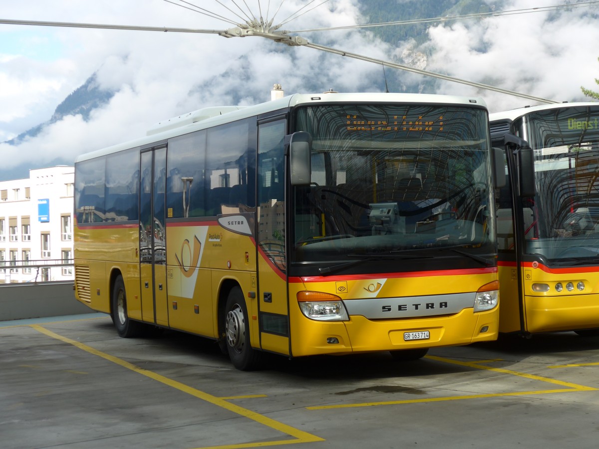 (165'230) - Mark, Andeer - GR 163'714 - Setra (ex GR 8809) am 19. September 2015 in Chur, Postautostation