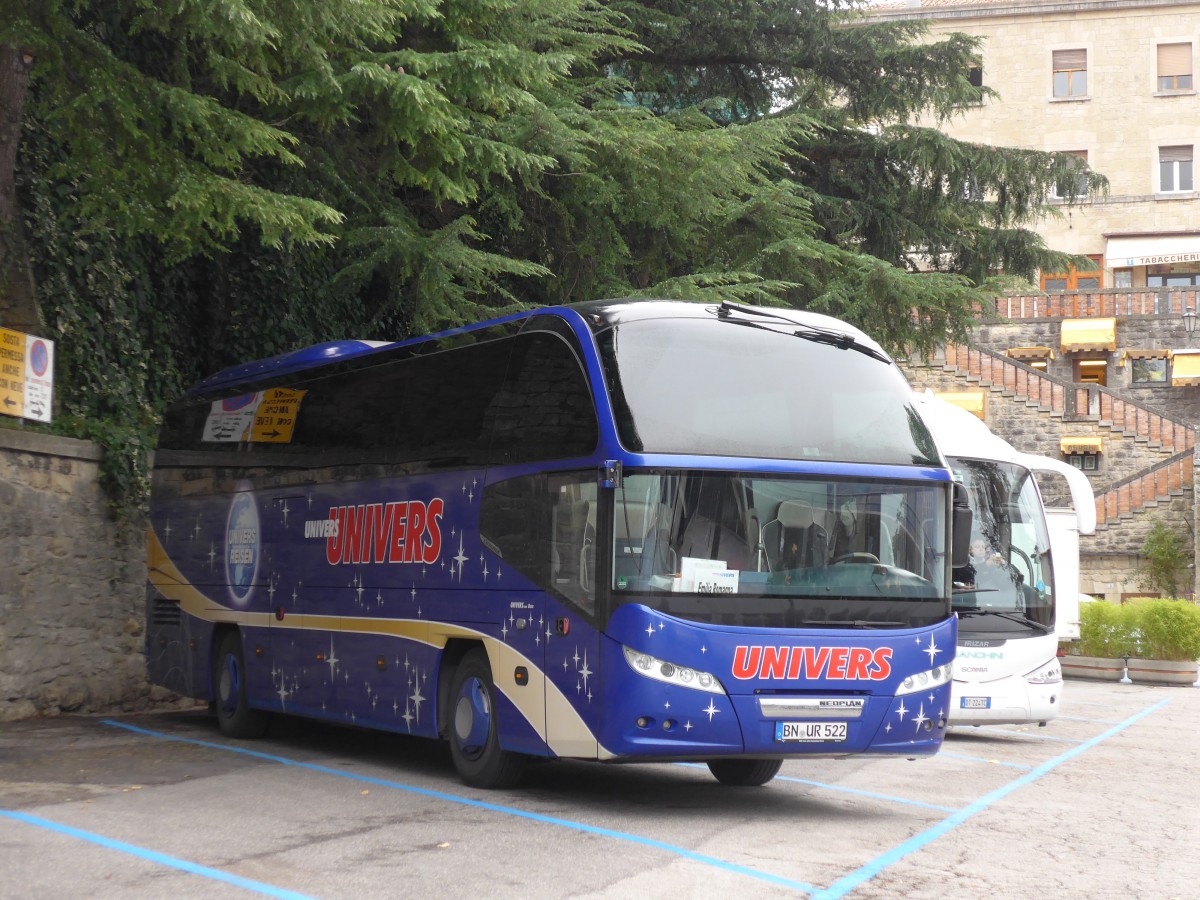 (165'646) - Aus Deutschland: Univers, Bonn - BN-UR 522 - Neoplan am 24. September 2015 in San Marino