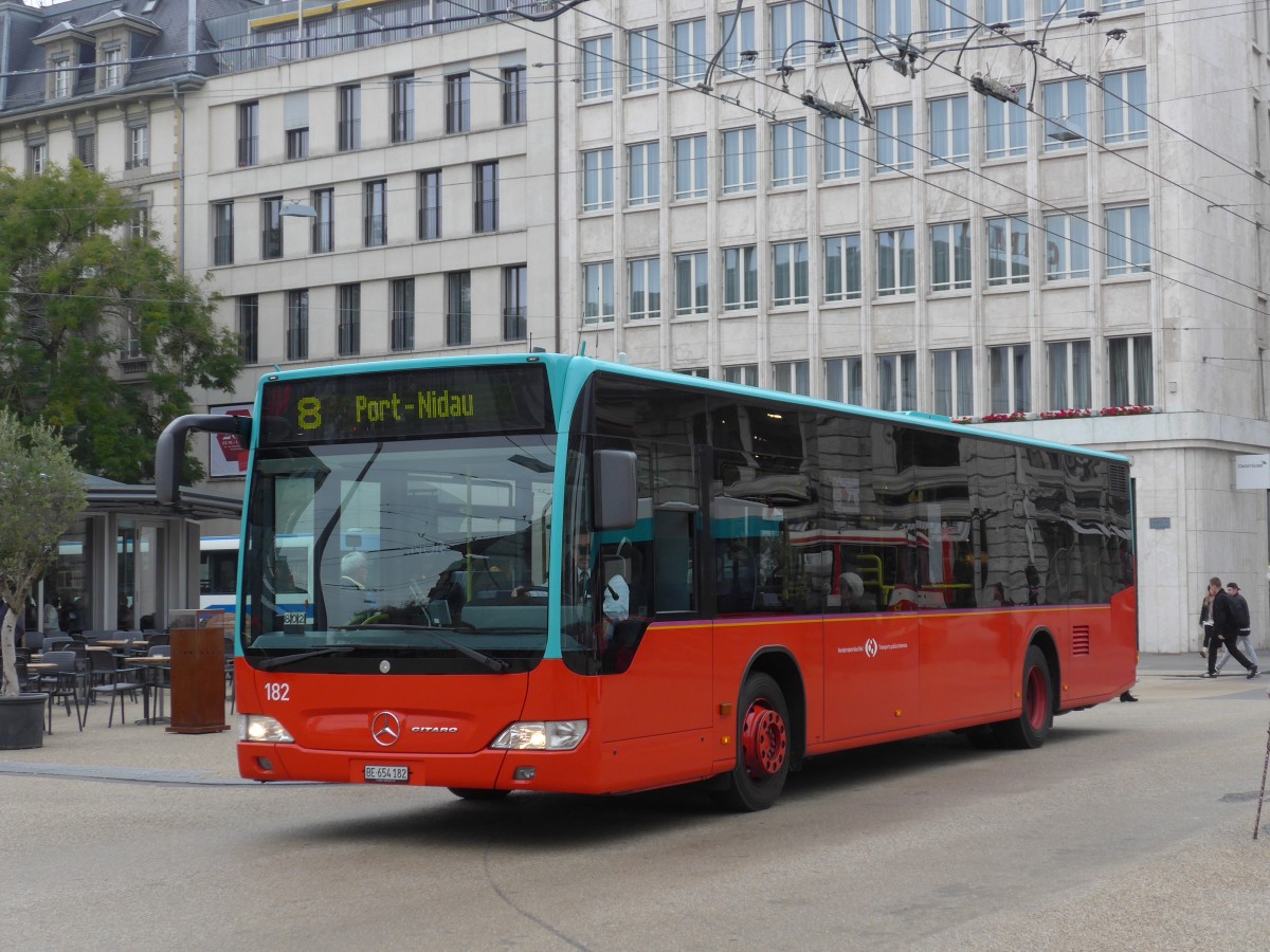 (166'351) - VB Biel - Nr. 182/BE 654'182 - Mercedes am 24. Oktober 2015 in Biel, Zentralplatz