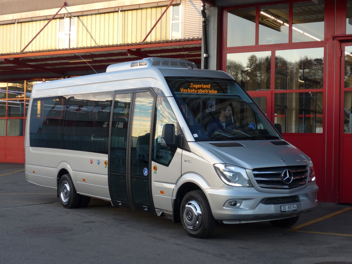 (166'554) - ZVB Zug - Nr. 194/ZG 88'194 - Mercedes am 6. November 2015 in Kloten, EvoBus