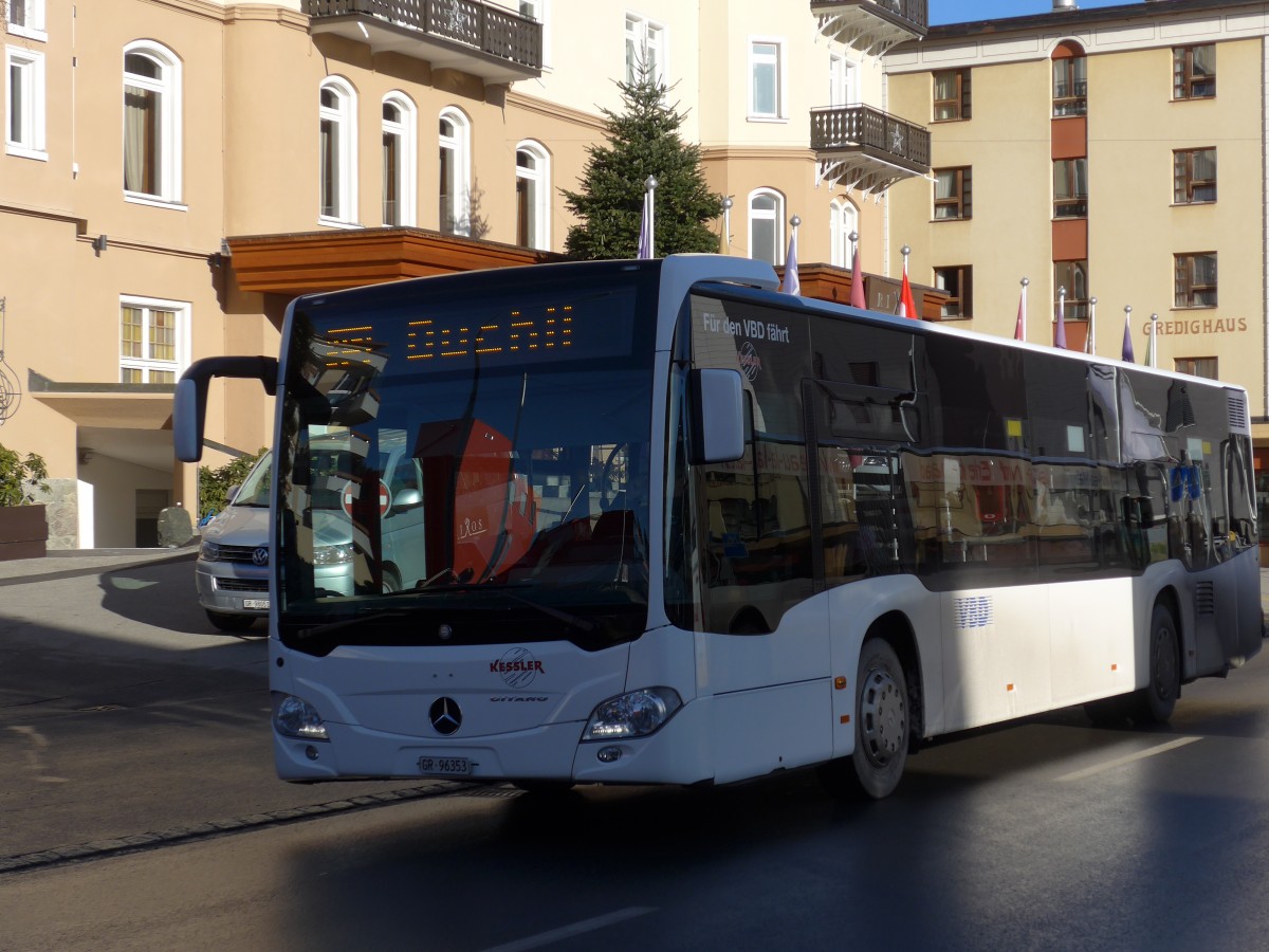 (167'787) - Kessler, Davos - GR 96'353 - Mercedes am 19. Dezember 2015 beim Bahnhof Davos Dorf