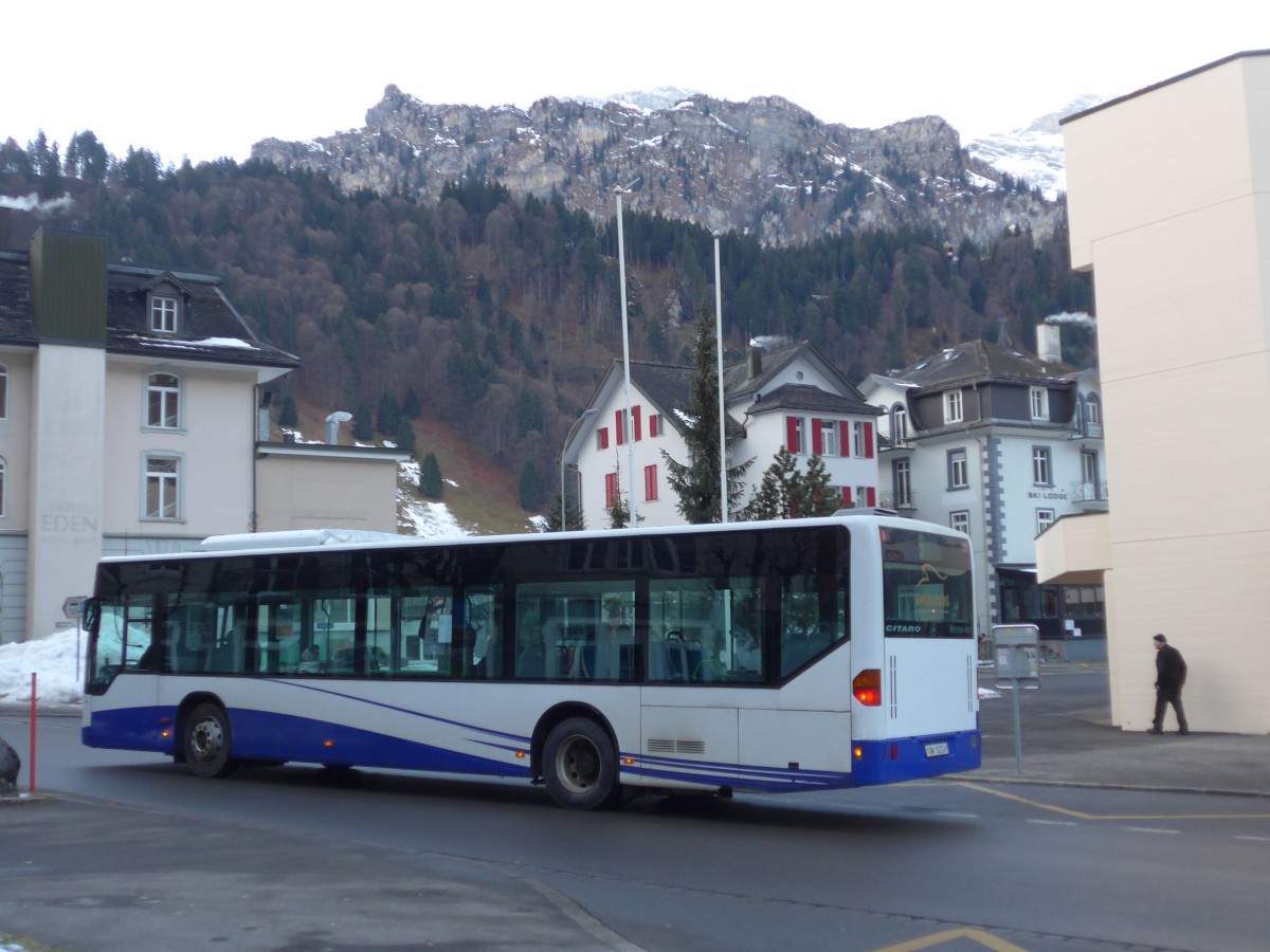 (167'905) - EAB Engelberg - Nr. 2/OW 10'224 - Mercedes (ex Nr. 6; ex TPL Lugano Nr. 11) am 25. Dezember 2015 beim Bahnhof Engelberg