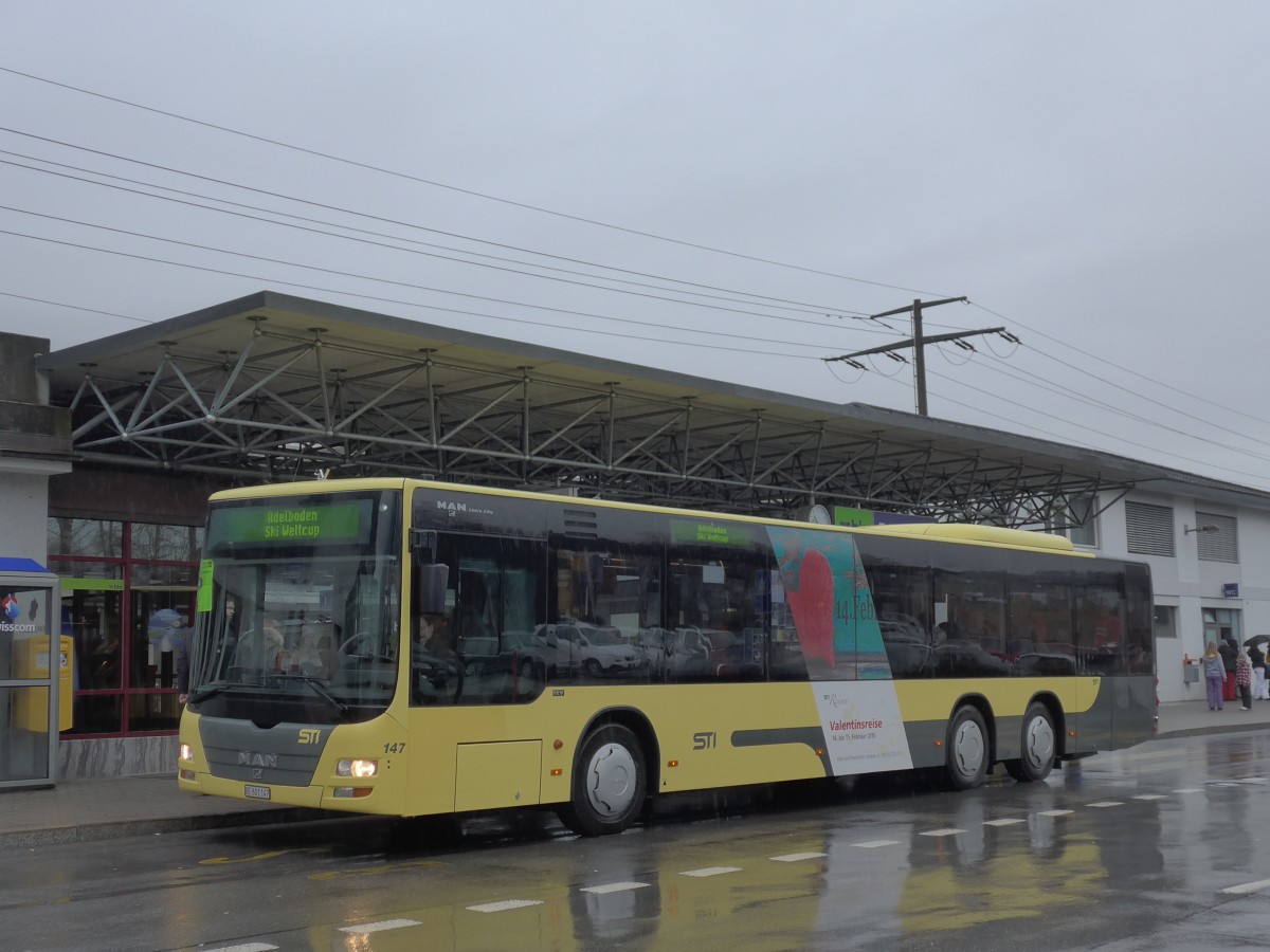 (168'336) - STI Thun - Nr. 147/BE 801'147 - MAN am 9. Januar 2016 beim Bahnhof Frutigen