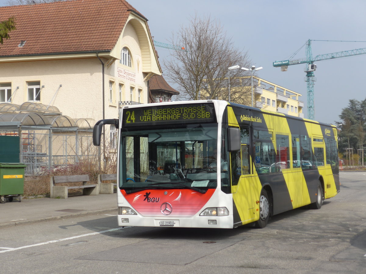 (169'384) - BGU Grenchen - Nr. 11/SO 21'951 - Mercedes am 21. Mrz 2016 beim Bahnhof Grenchen Sd