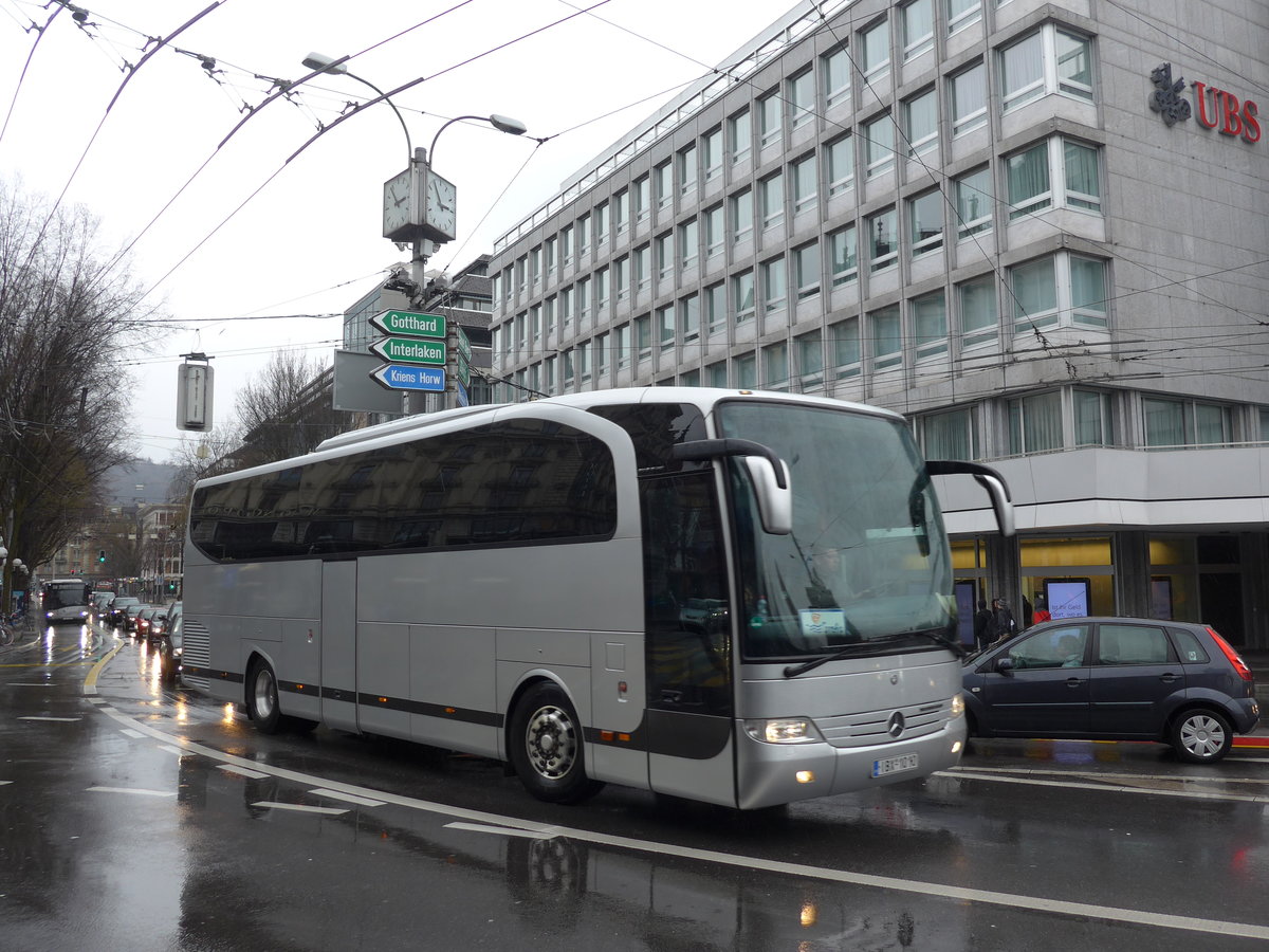 (169'466) - Aus Griechenland: ??? - IBX-1010 - Mercedes am 25. Mrz 2016 beim Bahnhof Luzern