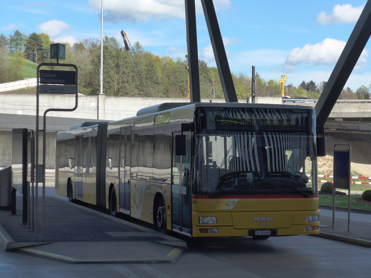 (170'061) - PostAuto Zrich - Nr. 143/ZH 780'685 - MAN (ex Nr. 20; ex P 26'015) am 14. April 2016 in Zrich, Flughafen