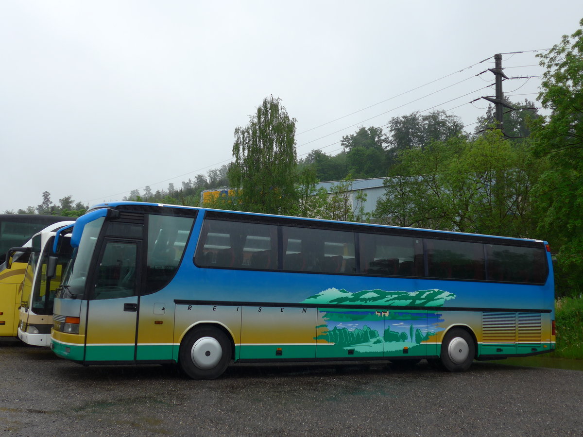 (170'539) - Deni Travel, Zrich - ZH 734'329 - Setra am 13. Mai 2016 in Kloten, EvoBus