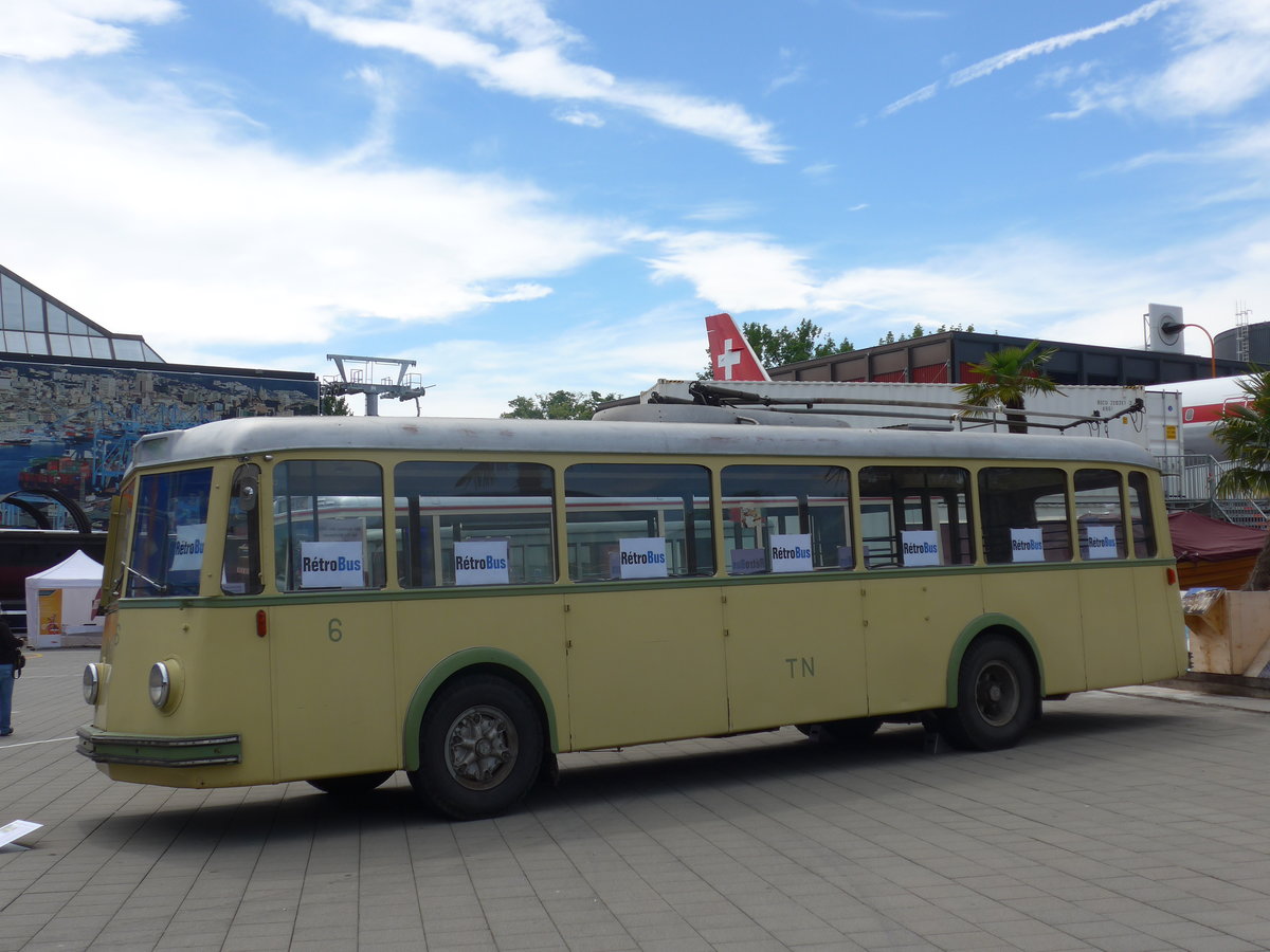 (171'323) - TN Neuchtel (Rtrobus) - Nr. 6 - FBW/Tscher Trolleybus (ex VBZ Zrich Nr. 53) am 22. Mai 2016 in Luzern, Verkehrshaus