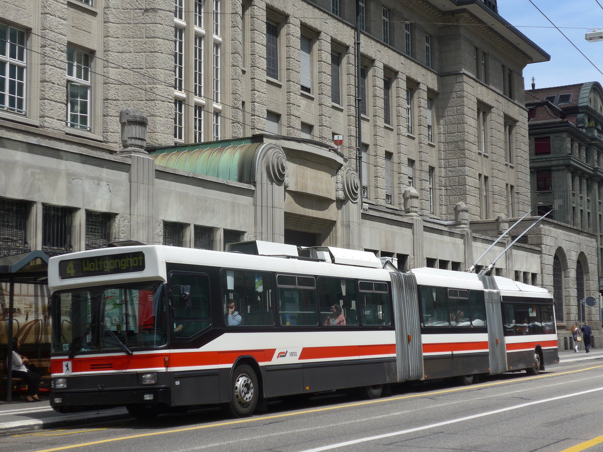 (172'635) - VBSG St. Gallen - Nr. 155 - NAW/Hess Doppelgelenktrolleybus am 27. Juni 2016 beim Bahnhof St. Gallen (prov. Haltestelle)