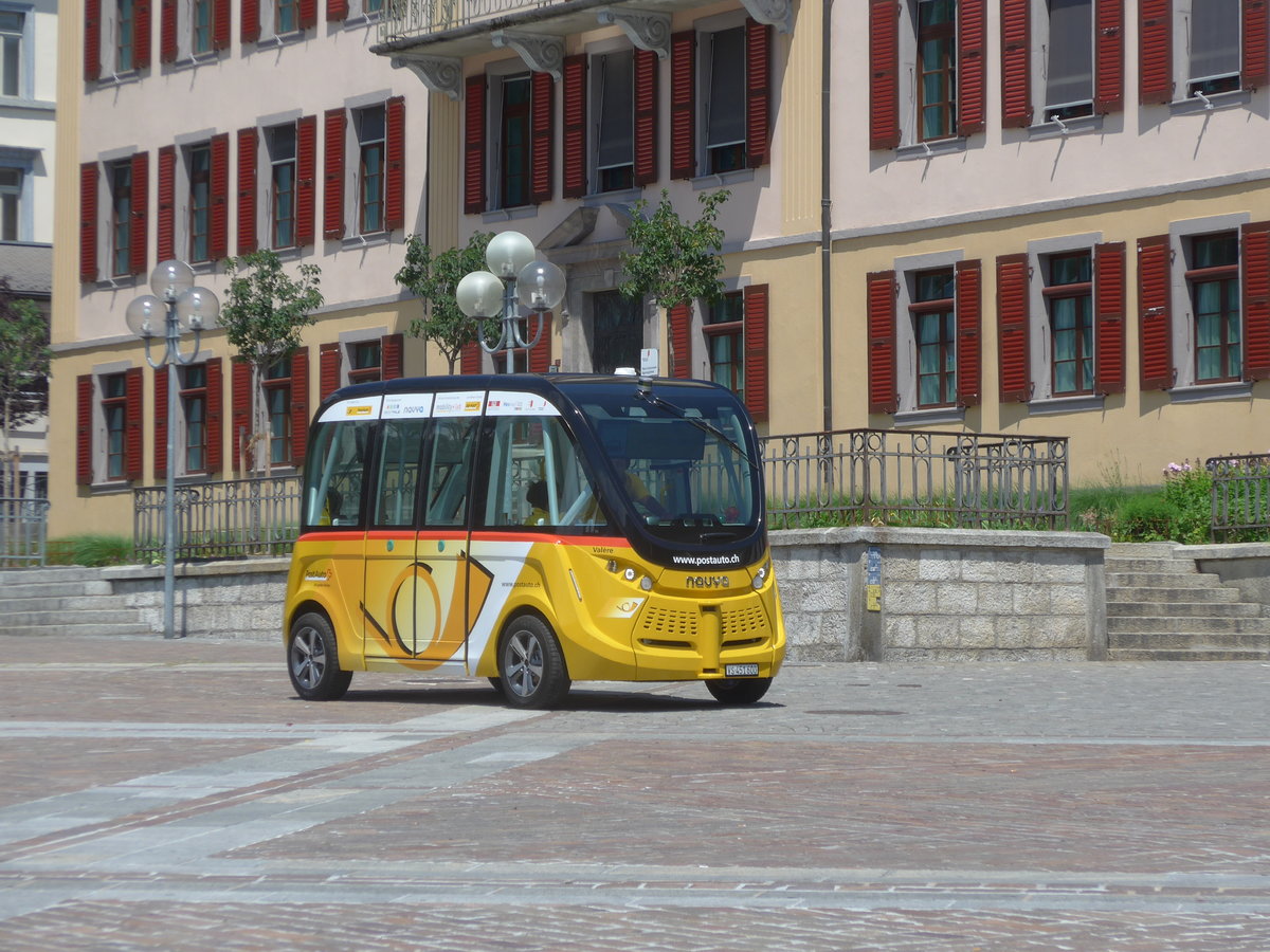 (172'813) - PostAuto Wallis - VS 451'600 - Navya am 10. Juli 2016 in Sion, Place de la Planta