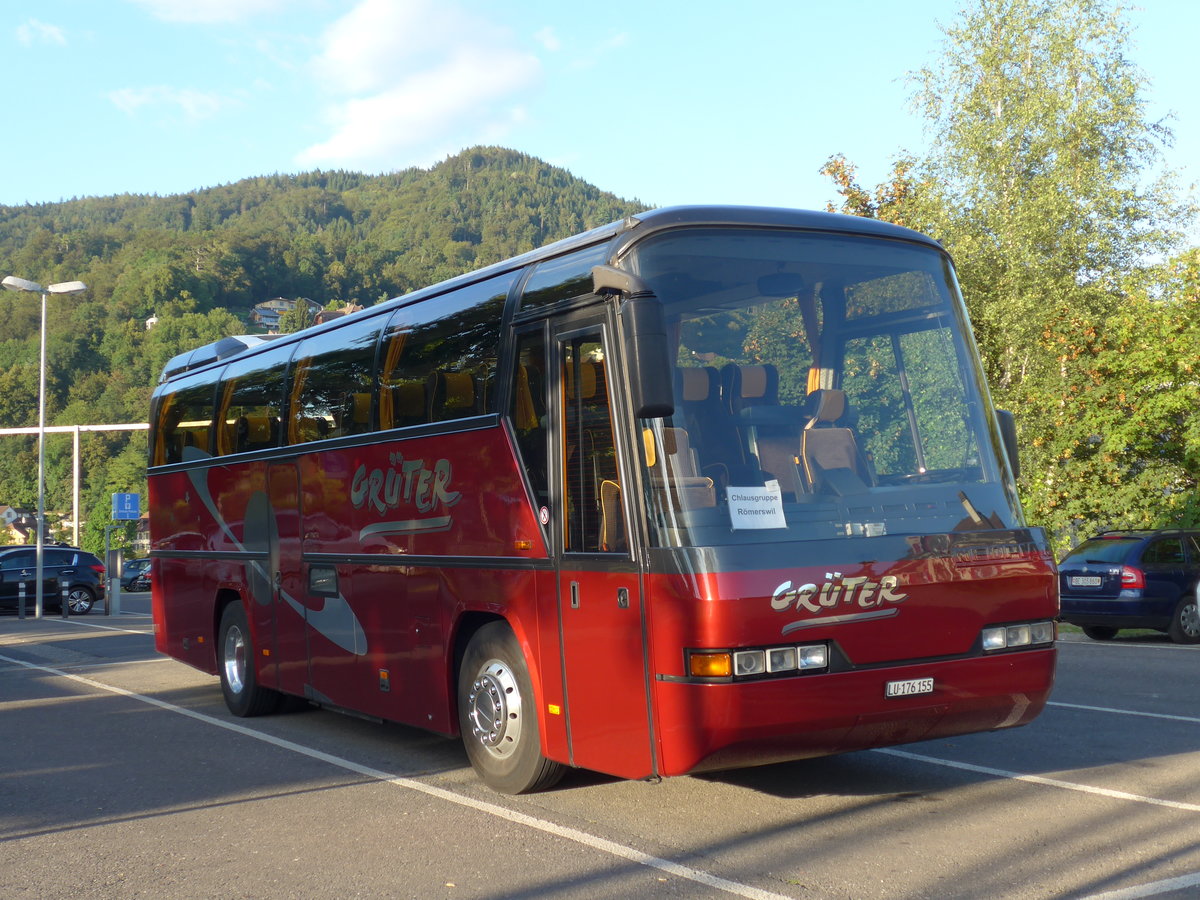 (173'887) - Grter, Hochdorf - Nr. 4/LU 176'155 - Neoplan am 13. August 2016 in Thun, Seestrasse