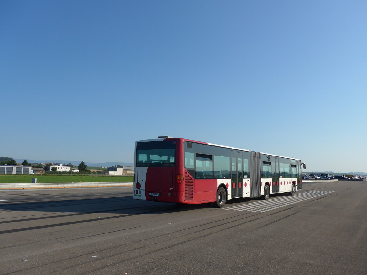 (174'395) - TPF Fribourg - Nr. 144/FR 300'334 - Mercedes am 28. August 2016 in Estavayer-le-Lac, ESAF