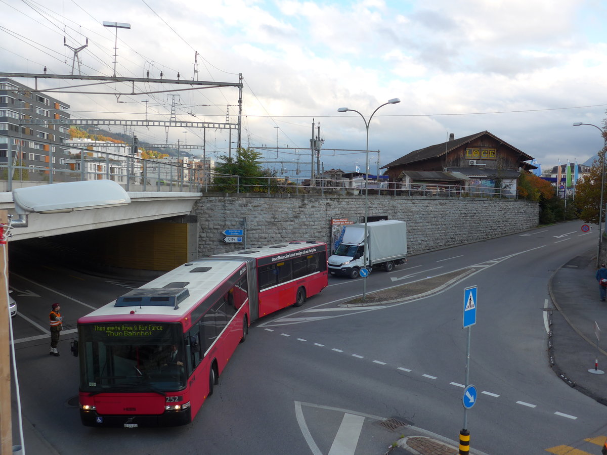 (176'190) - Bernmobil, Bern - Nr. 252/BE 572'252 - Volvo/Hess am 21. Oktober 2016 in Thun, Allmendstrasse