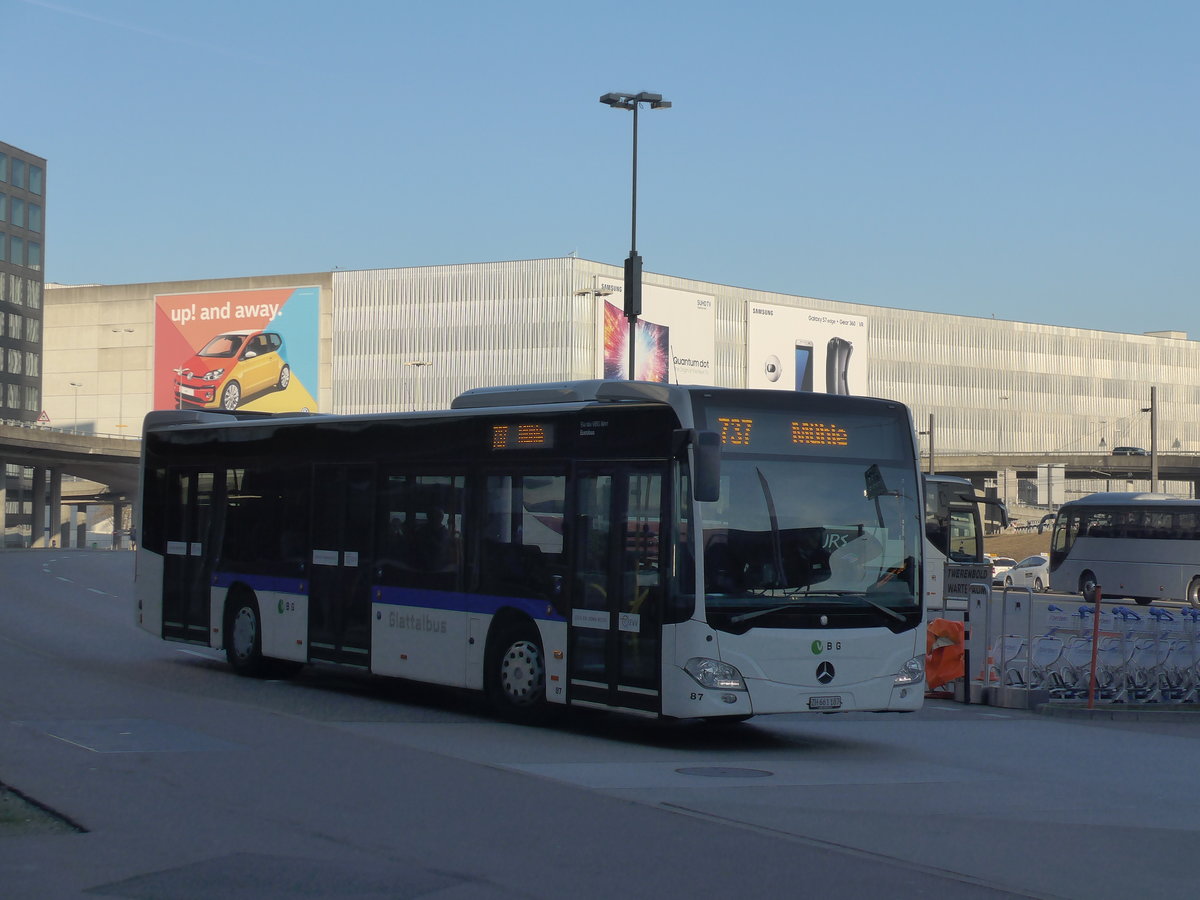 (176'970) - Welti-Furrer, Bassersdorf - Nr. 87/ZH 661'187 - Mercedes am 6. Dezember 2016 in Zrich, Flughafen