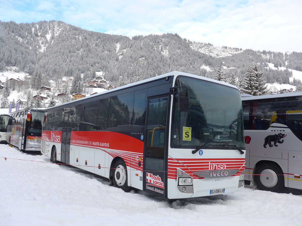 (177'959) - Aus Frankreich: Lihsa, Chambry - Nr. 1235/DJ 096 LH - Iveco am 8. Januar 2017 in Adelboden, ASB