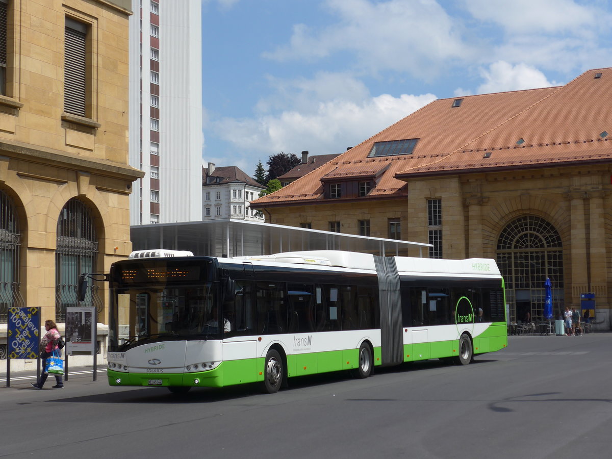 (181'088) - transN, La Chaux-de-Fonds - Nr. 342/NE 145'342 - Solaris am 12. Juni 2017 beim Bahnhof La Chaux-de-Fonds