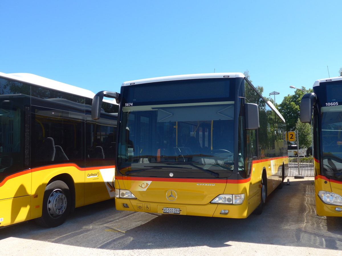 (181'171) - CarPostal Ouest - VD 510'289 - Mercedes am 18. Juni 2017 in Yverdon, Garage