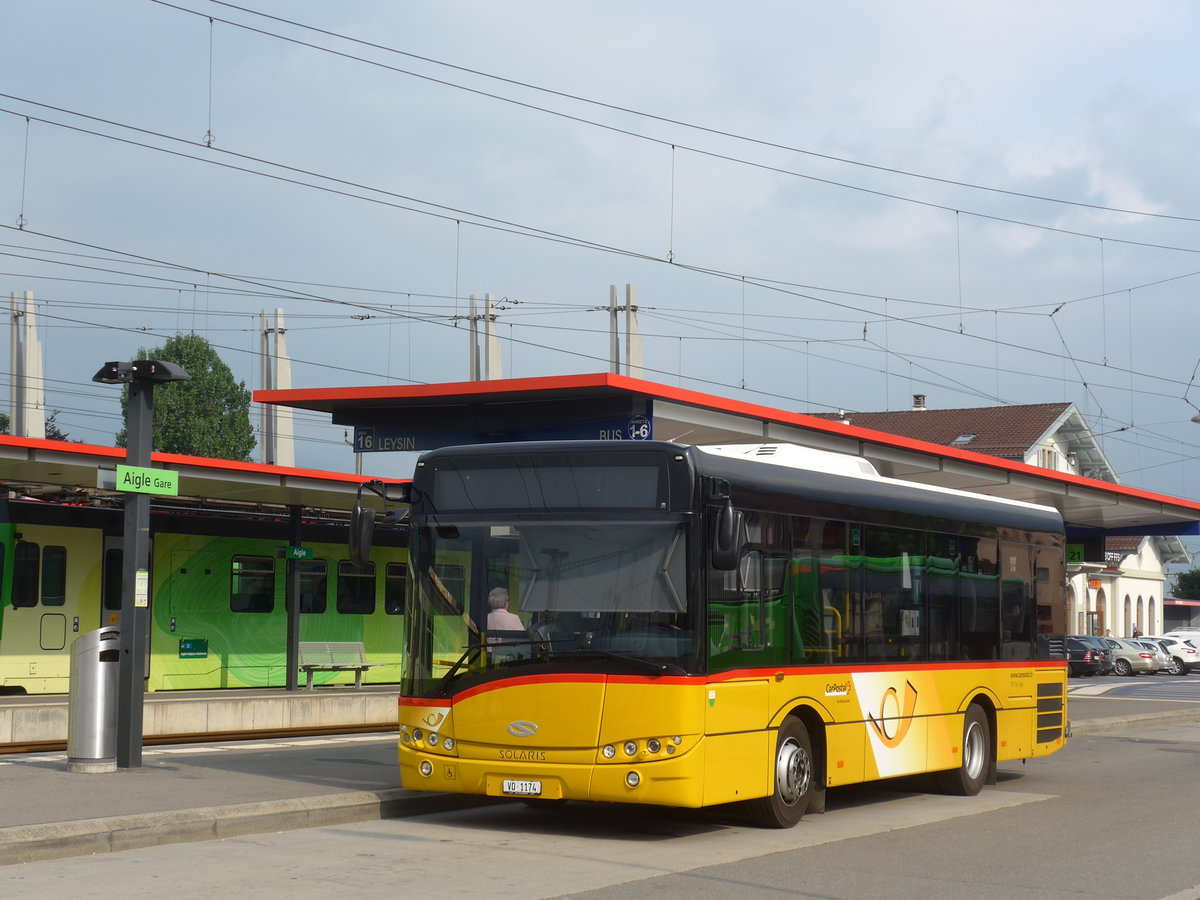 (181'240) - TPC Aigle - VD 1174 - Solaris am 24. Juni 2017 beim Bahnhof Aigle