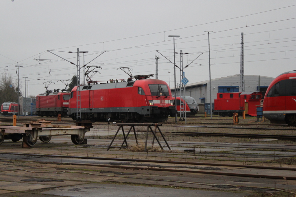 182 017 abgestellt im BW Rostock Hbf.am 21.01.2017