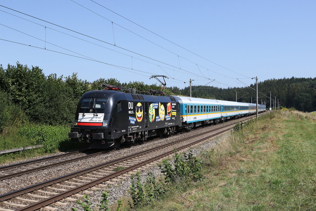 182 596 war am 24. August 2024 bei Artlkofen in Richtung M�nchen unterwegs.