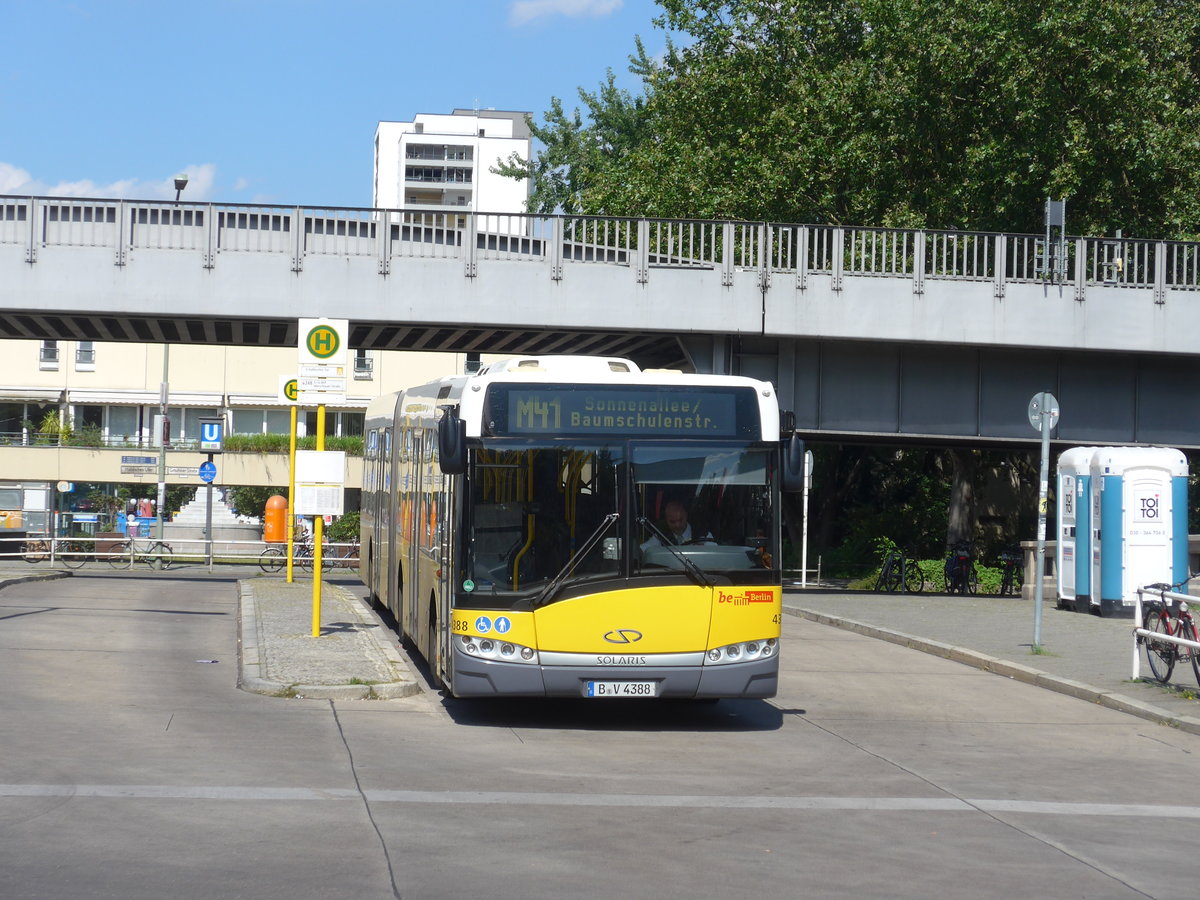 (183'190) - BVG Berlin - Nr. 4388/B-V 4388 - Solaris am 9. August 2017 in Berlin, Hallesches Tor